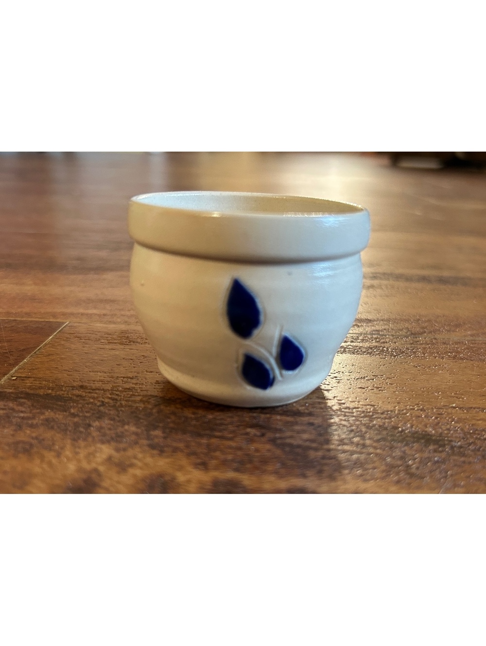 Williamsburg Pottery Hand-Carved Cobalt Salt Glaze Pottery Ramekin Circa 1750